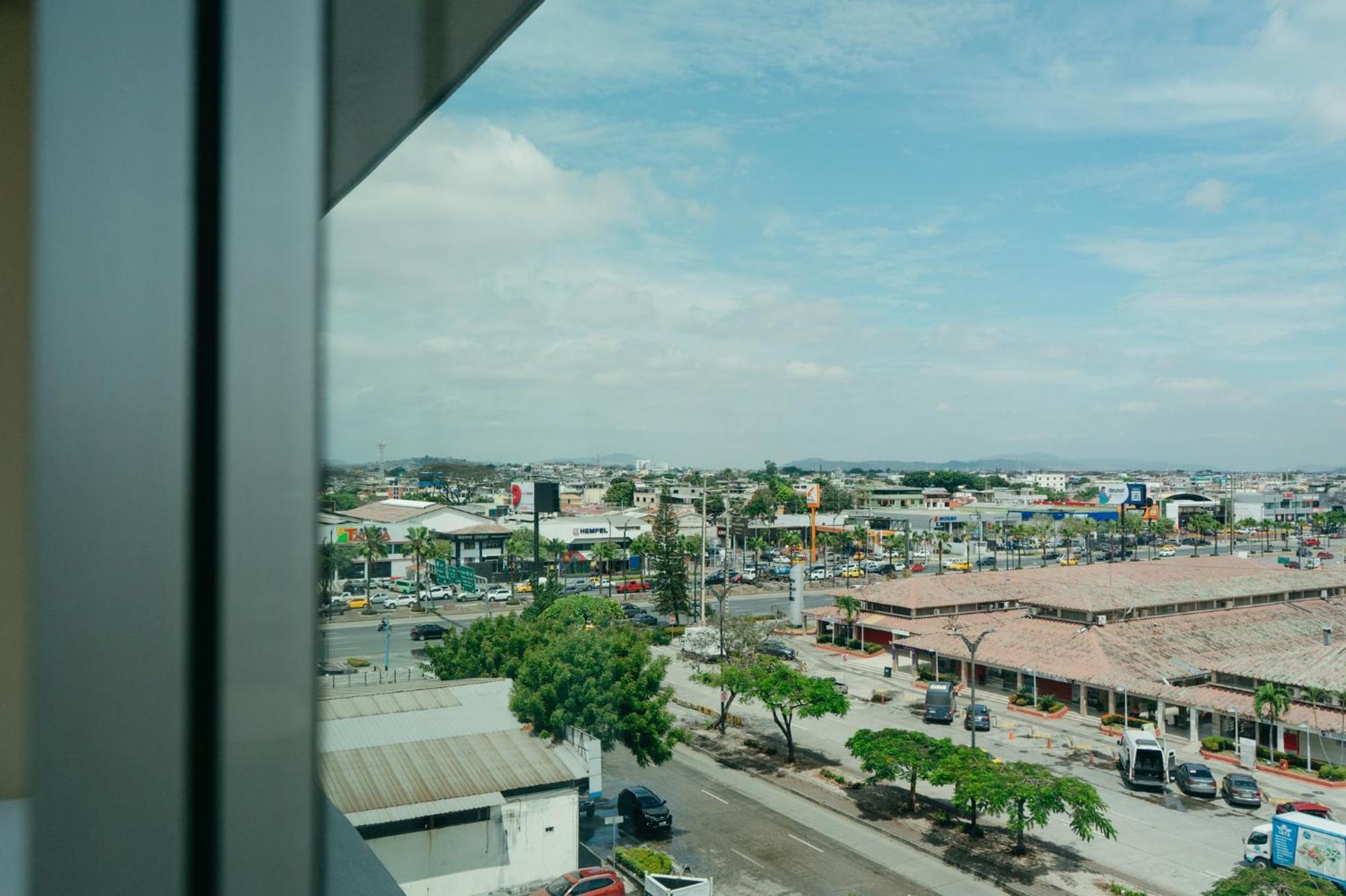 Holiday Inn Guayaquil Airport, An Ihg Hotel Exterior foto